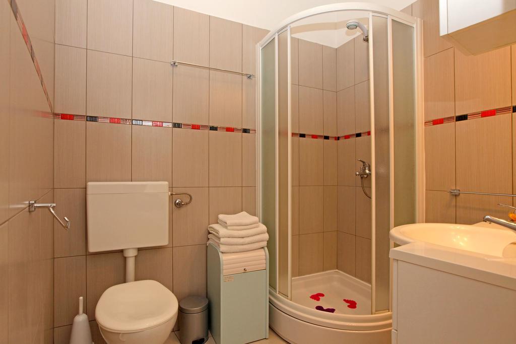Guest House Kod Peskarije Vela Luka Quarto foto
