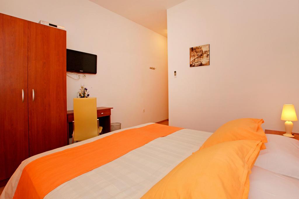 Guest House Kod Peskarije Vela Luka Quarto foto